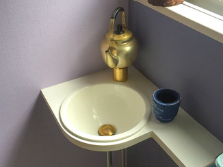 トイレリフォーム ユニークな手洗い器で世界にひとつのトイレ