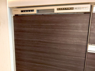 キッチンリフォーム 見た目も使い勝手も変わらず、新しくなった食器洗い乾燥機