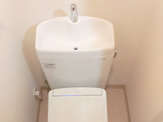 トイレリフォーム 見た目も使い勝手もアップしたトイレ＆キッチン水栓